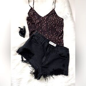 Abererombie & Fitch HIGH RISE SHORT Sz 4 /27